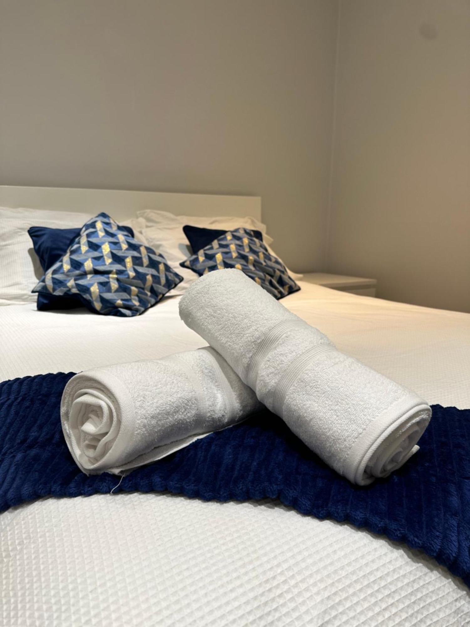 Liverpool Street Blue Bedroom 伦敦 外观 照片